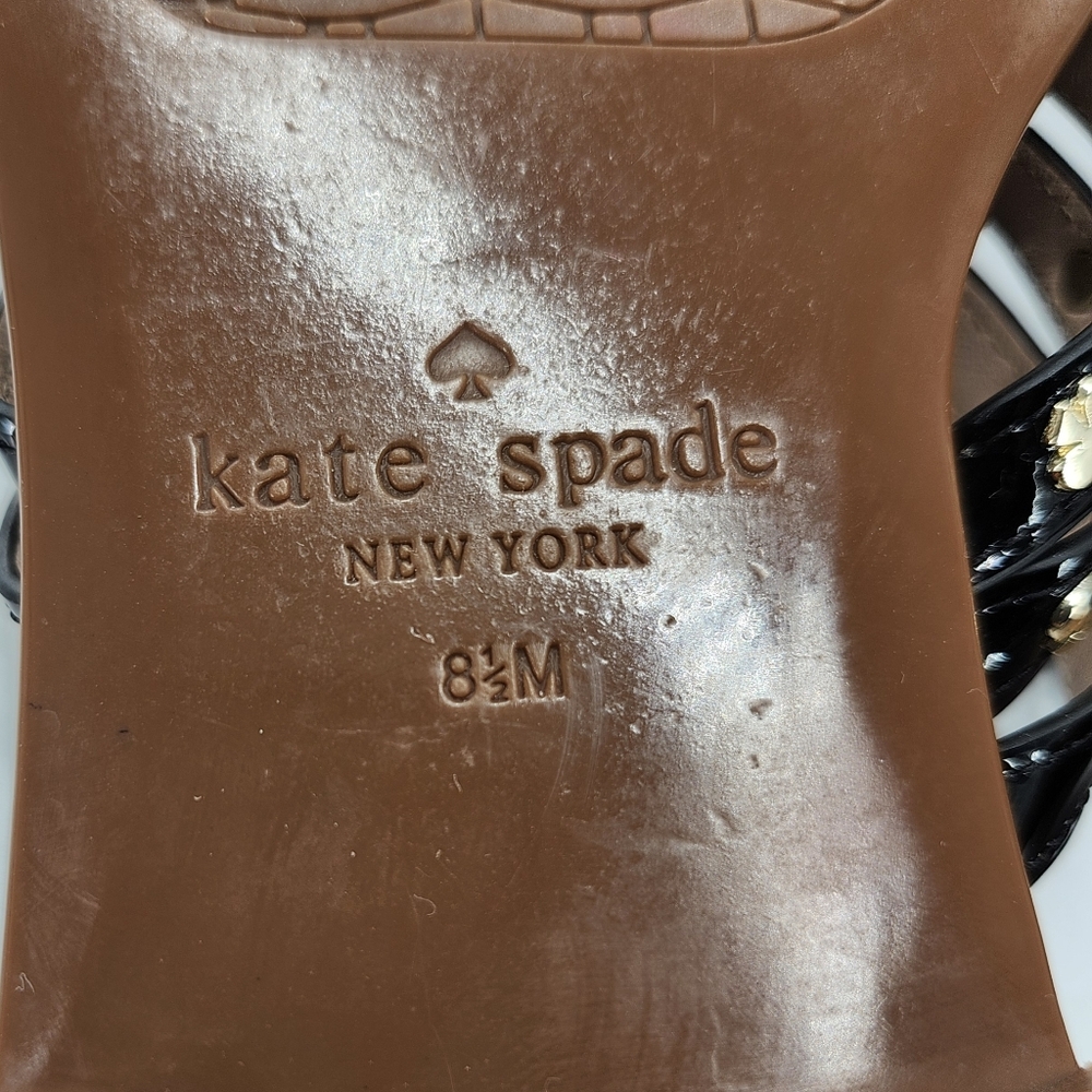 Kate Spade Carol Black Patent Leather Gold Spade Studs Slide-On Thong Sandals - Picture 10 of 11
